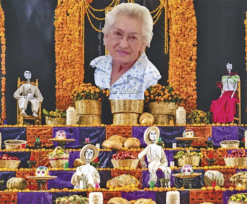 Altar de muertos María Elena Vidaña Guzmán Altar de muertos María Elena Vidaña Guzmán